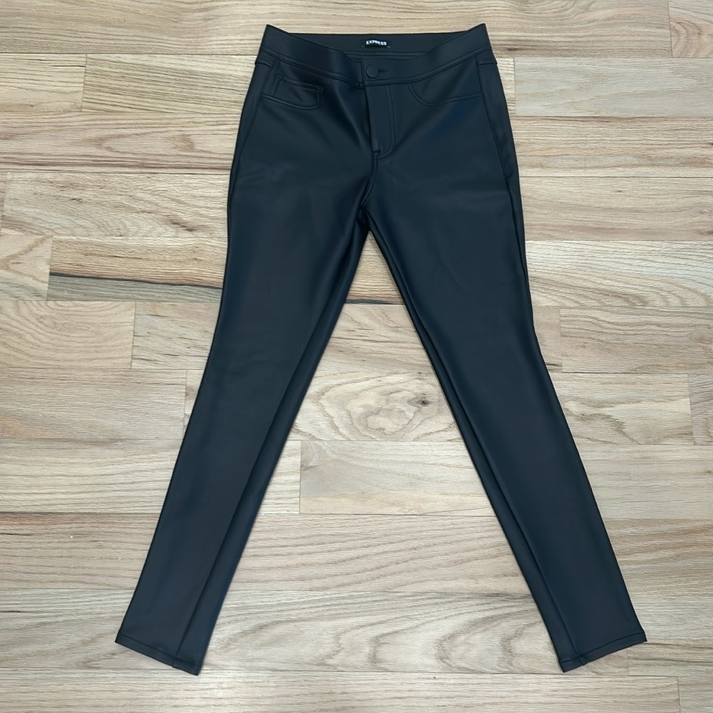 Vegan leather leggings